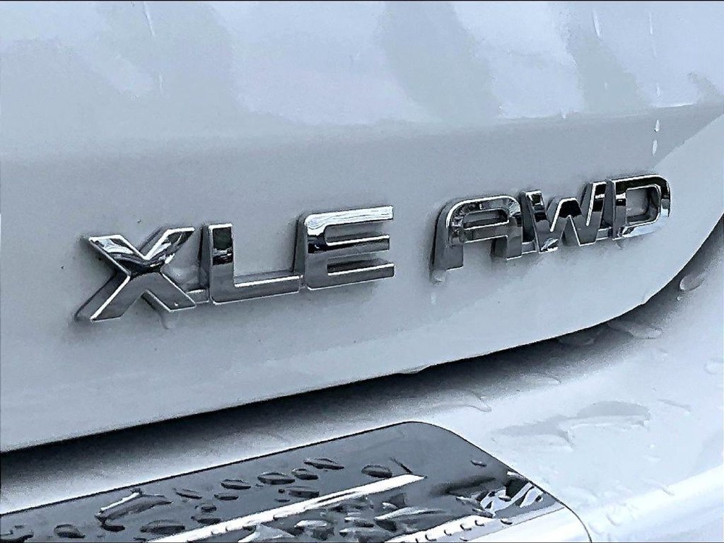 Used 2023 Beige Toyota XLE image 30