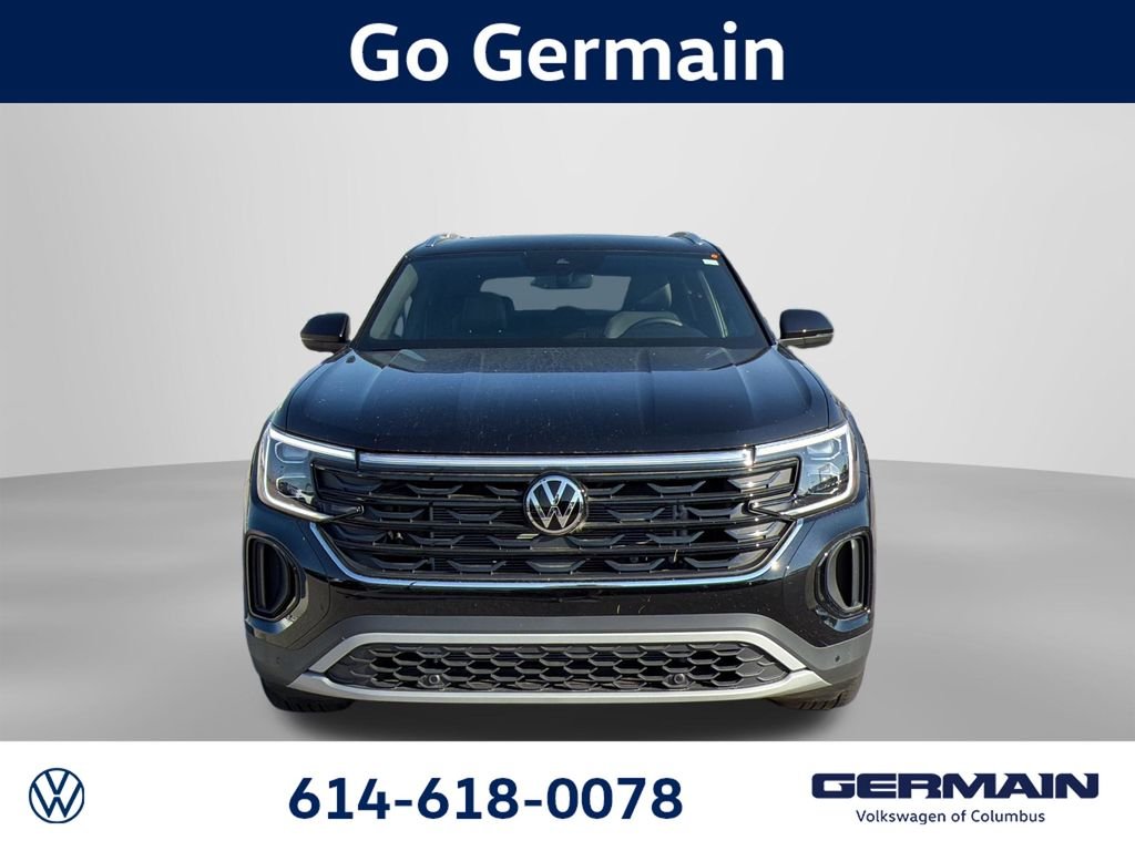 2026 Volkswagen Atlas Cross Sport SE w/Tech photo 2