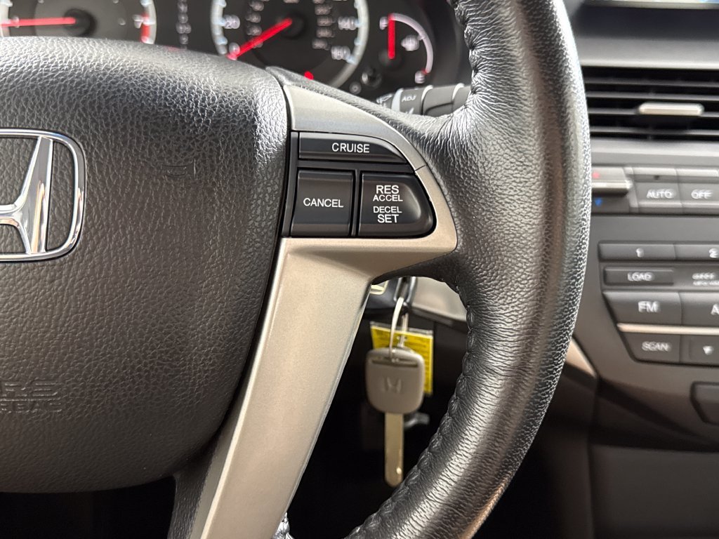 Used 2009 Silver Honda EX-L image 15