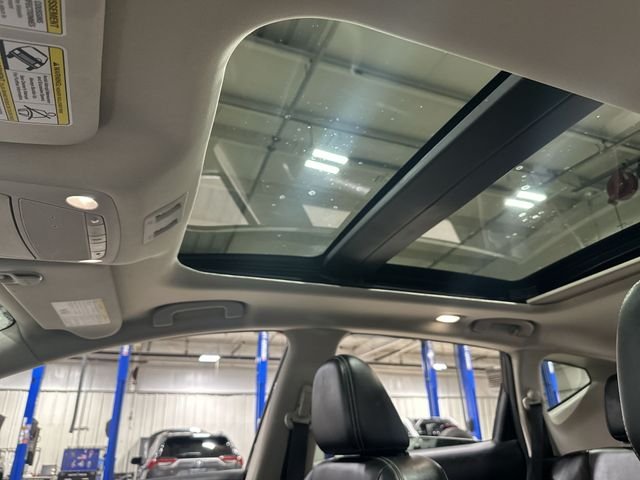 Certified Used 2022 Black Nissan SL image 20