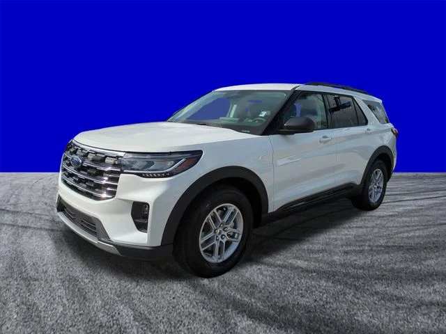 New 2026 Star White Metallic Tri-Coat Ford Active image 8