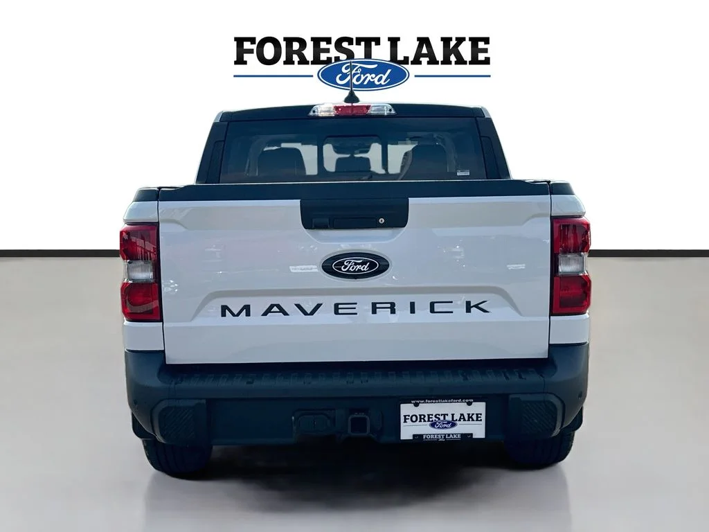 Used 2025 Oxford White Ford Lariat image 6