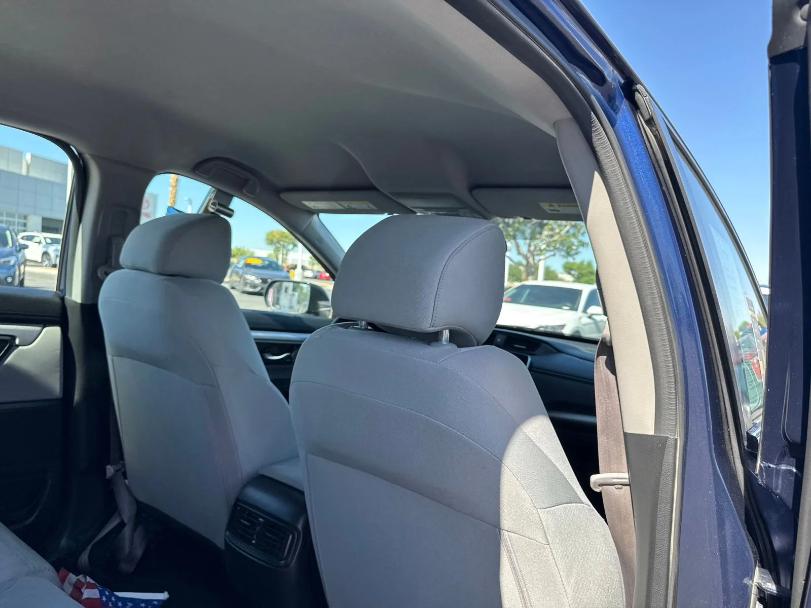 Used 2019 Obsidian Blue Pearl Honda LX image 24