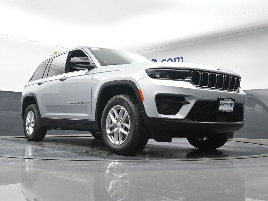 2025 Jeep Grand Cherokee Laredo - Photo 28