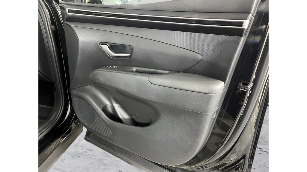 Used 2022 Black Hyundai SEL image 15
