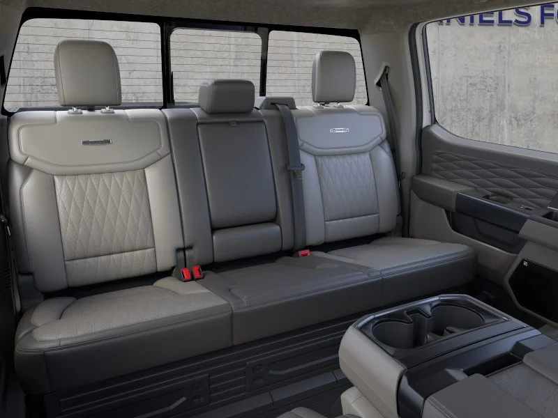 New 2026 Star White Metallic Tri-Coat Ford Platinum® image 11