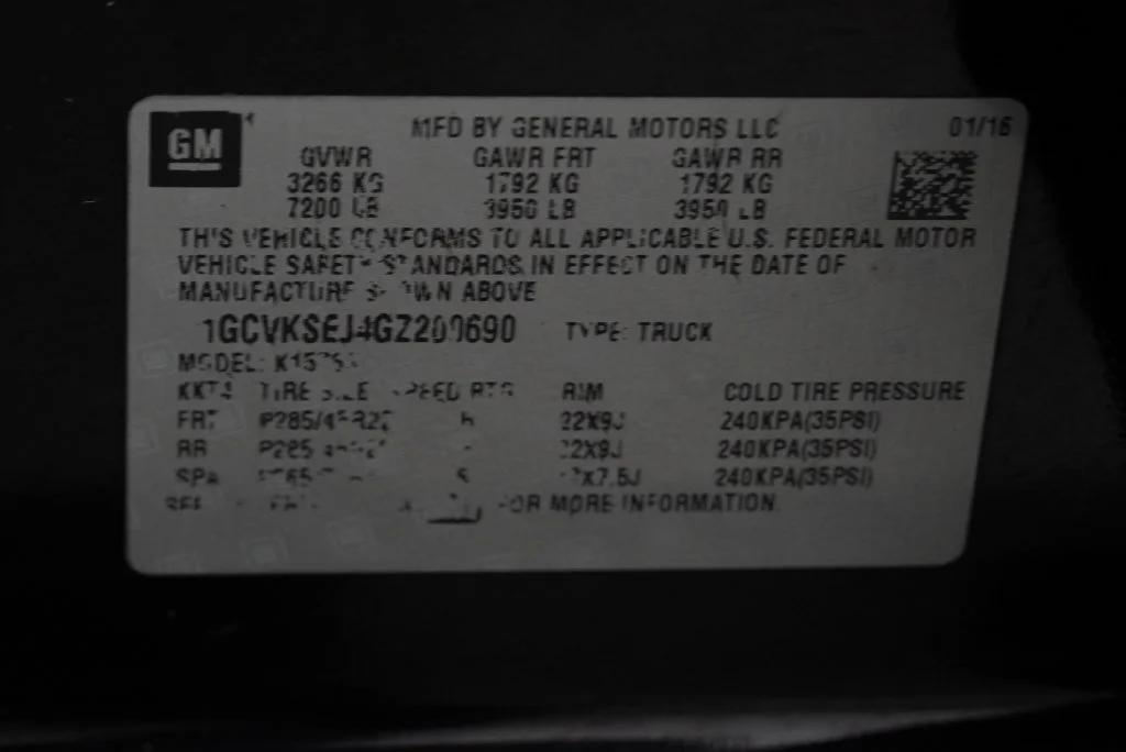 Used 2016 Black Chevrolet LTZ 2LZ image 45