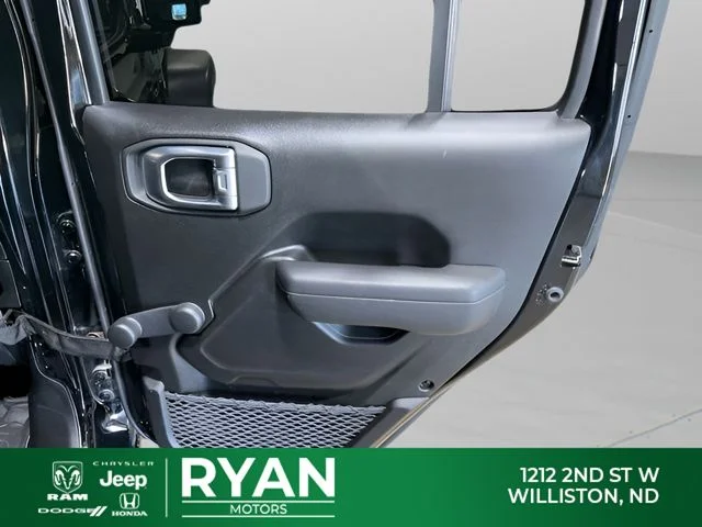 Used 2023 Black Jeep Sport image 35