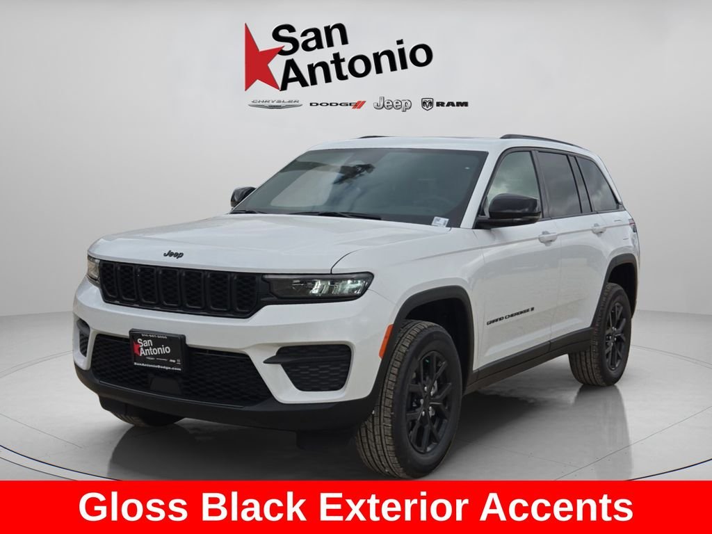 New 2025 Bright White Clear-Coat Exterior Paint Jeep Altitude X image 6