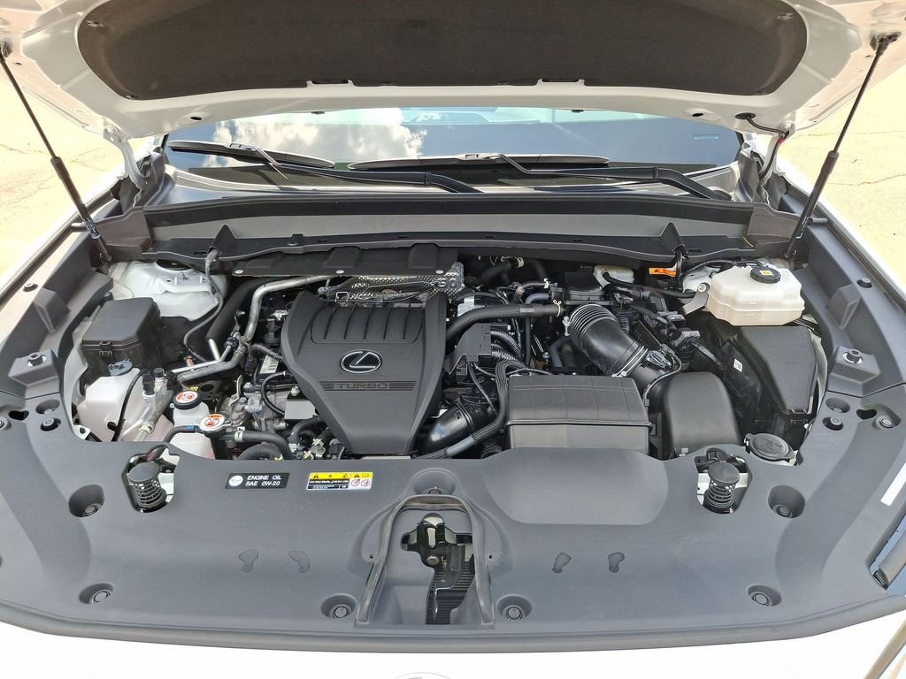 Certified Used 2025 WIND CHILL PEARL Lexus 500h F SPORT Premium image 17
