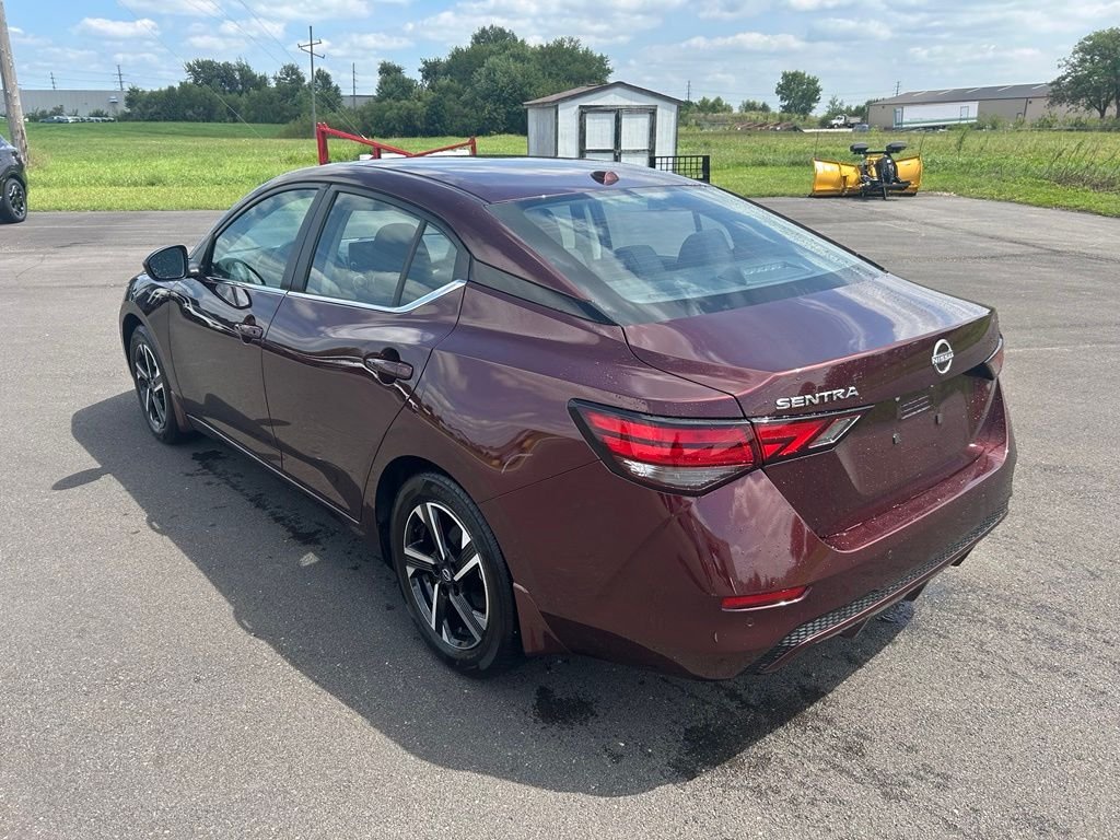Used 2025 Rosewood Nissan SV image 3