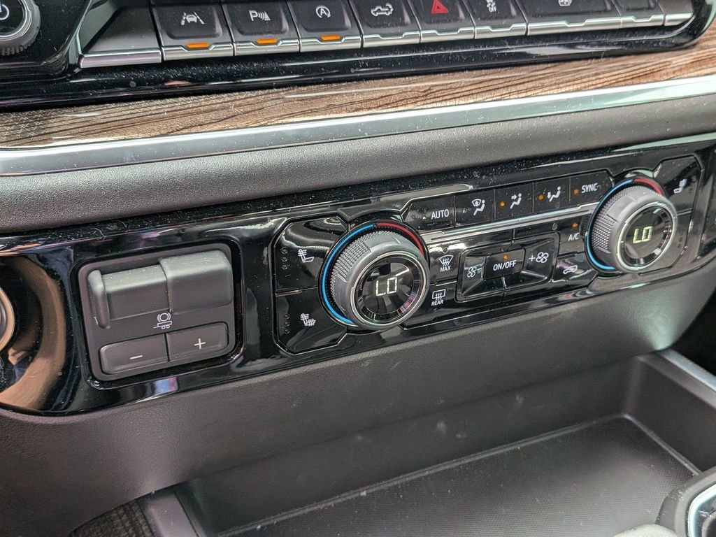 2025 Chevrolet Silverado 1500 LT - Photo 16