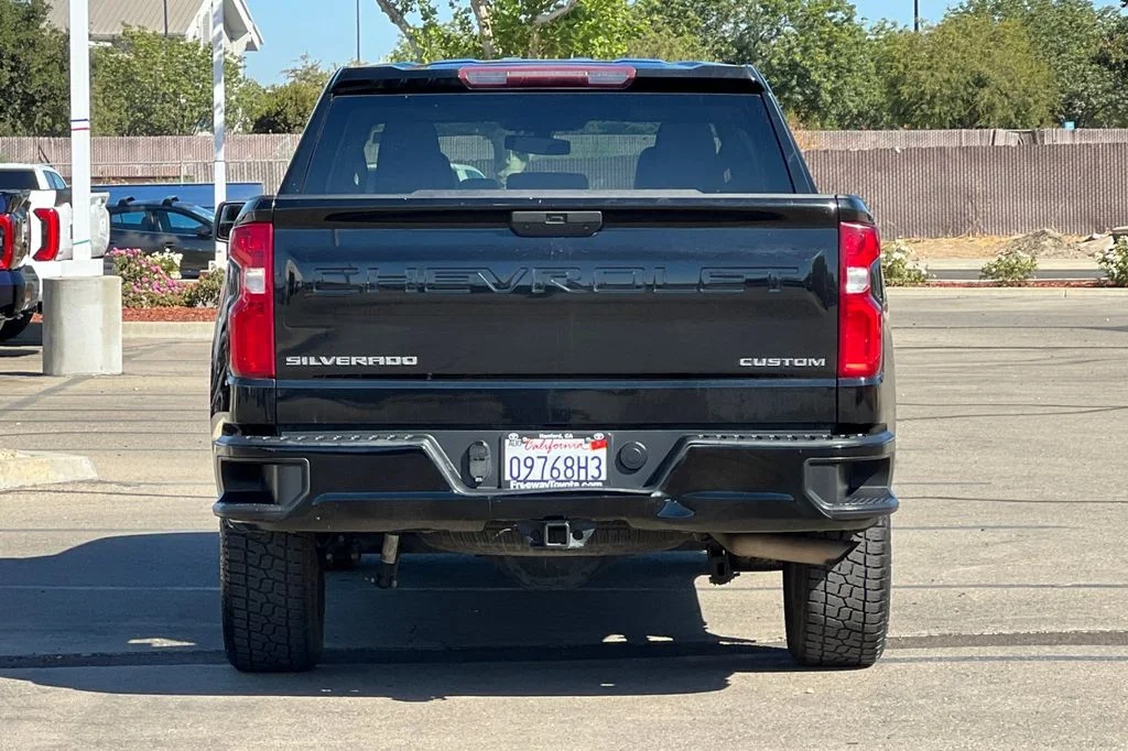 Used 2021 Black Chevrolet Custom image 6