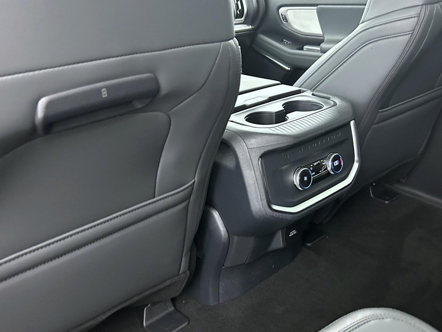 New 2026 Agate Black Metallic Ford Active image 23
