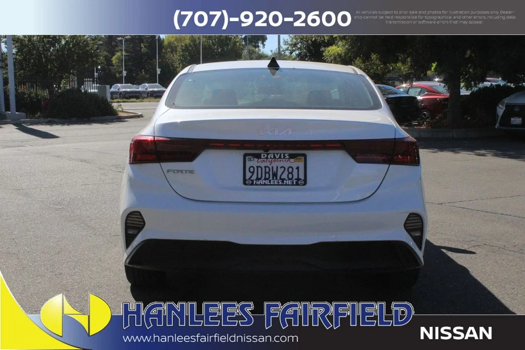 Used 2023 White Kia LXS image 8