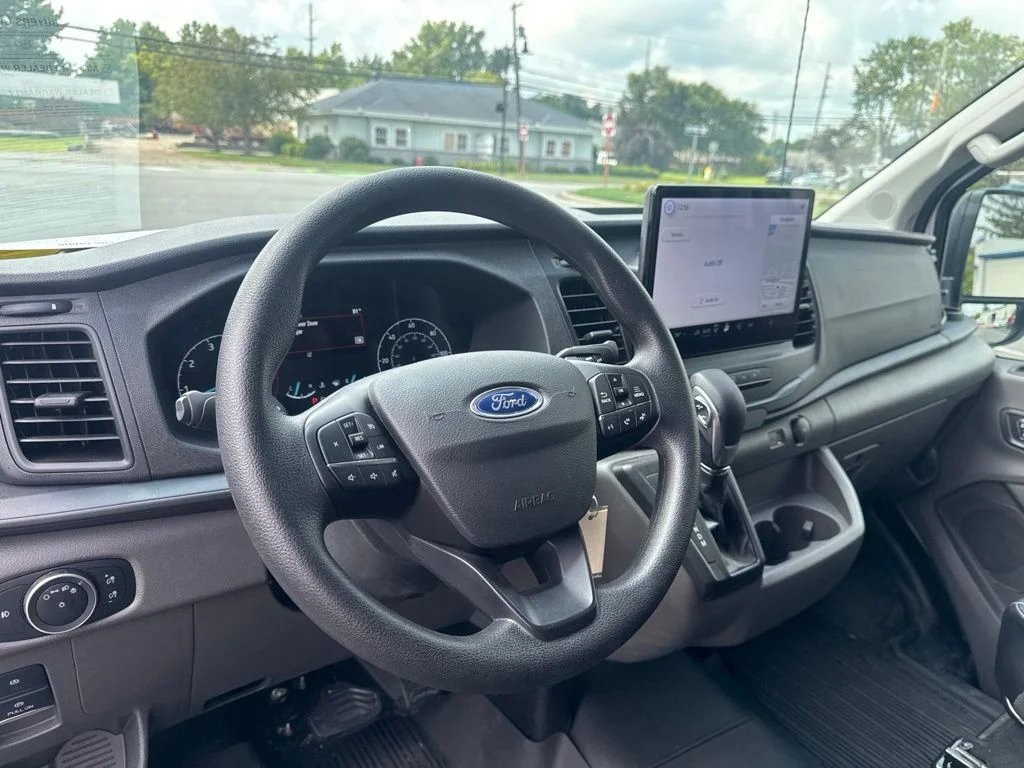 Used 2025 White Ford Base image 11