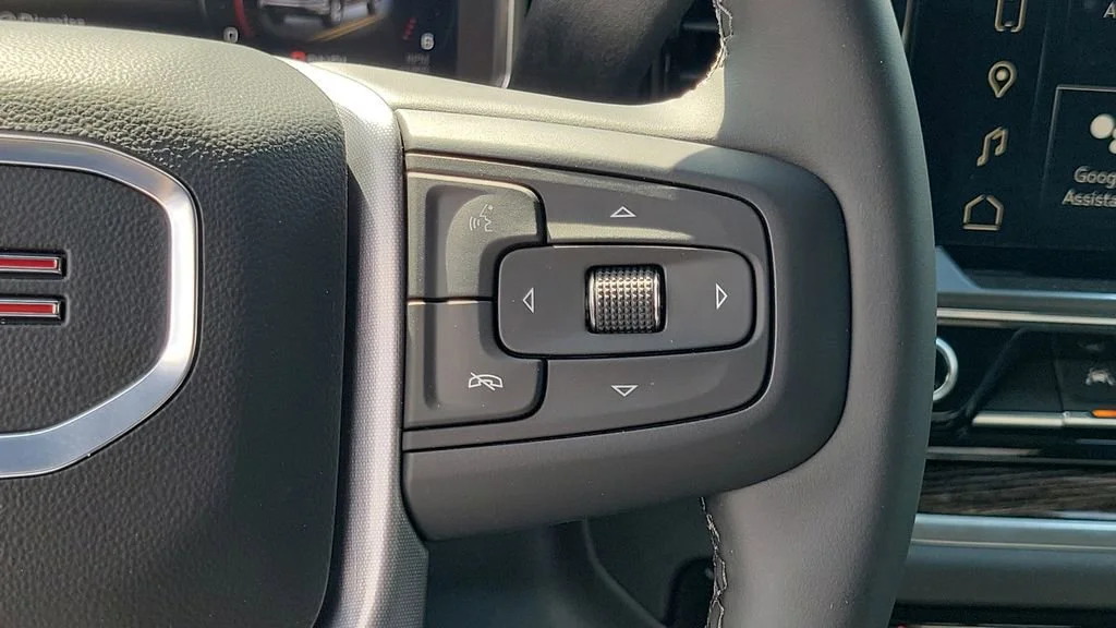 New 2026 Summit White GMC SLE image 25