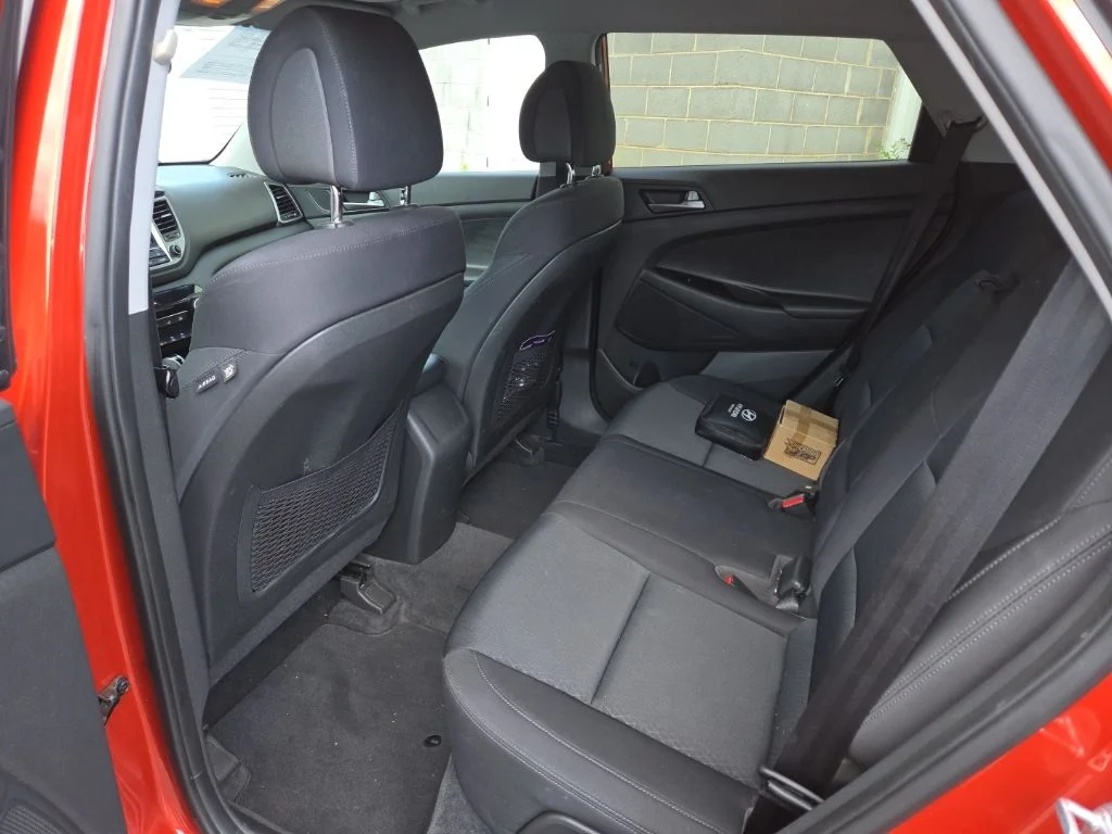 Used 2017 Orange Hyundai SE image 8