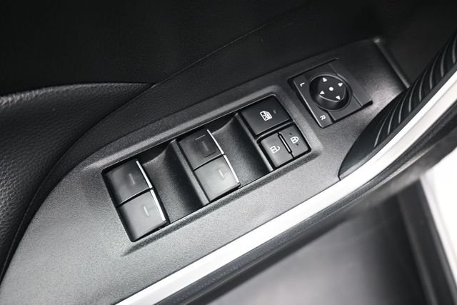 Used 2025 White Toyota XLE image 13
