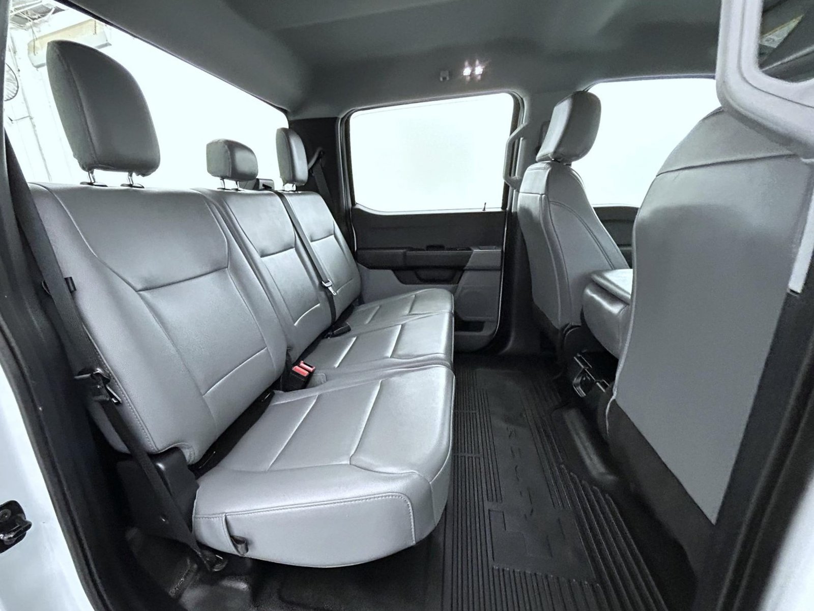 Used 2026 White Ford XL image 18
