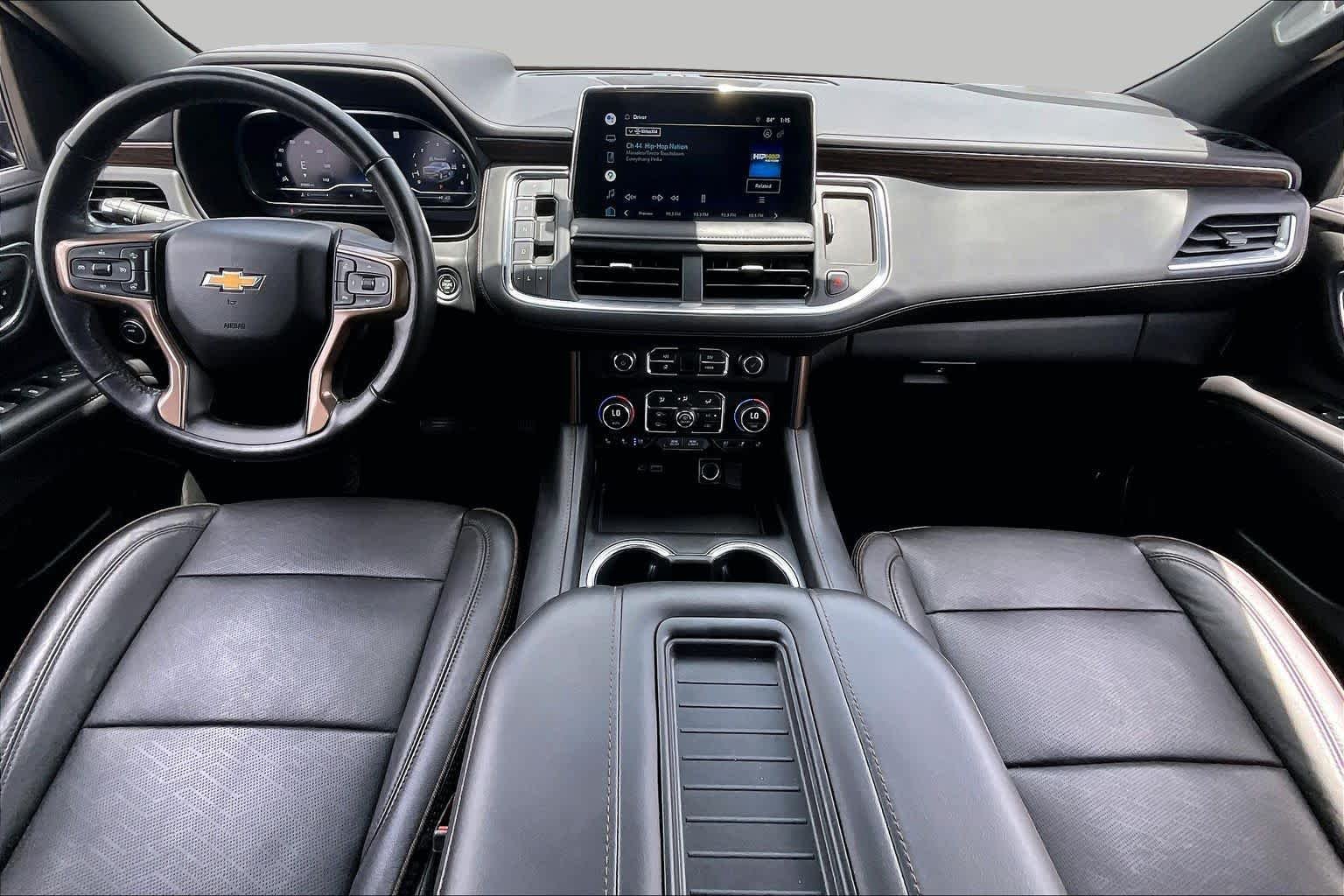 Used 2022 Dark Ash Metallic Chevrolet High Country image 31