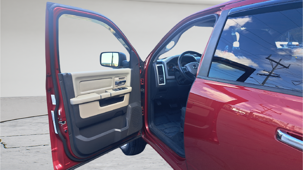 Used 2011 Red Ram Big Horn image 9