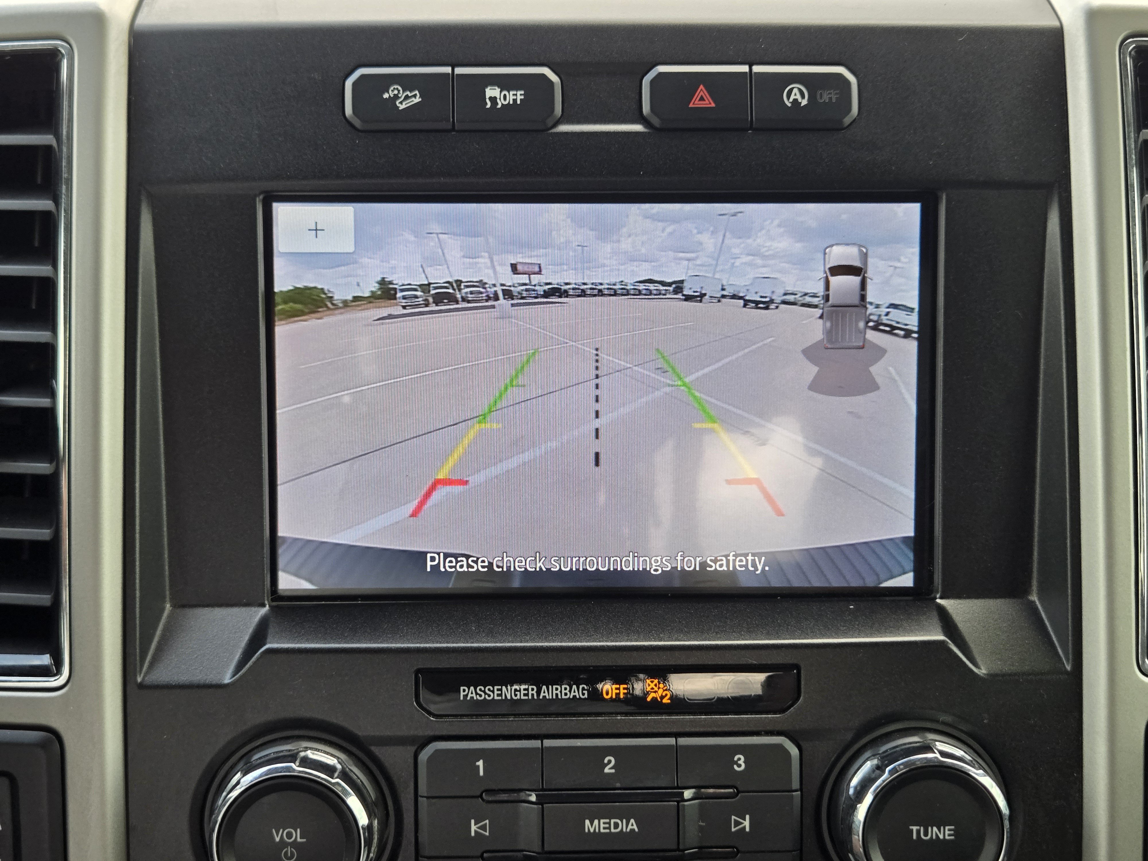 Used 2019 Magma Red Metallic Ford LARIAT image 20