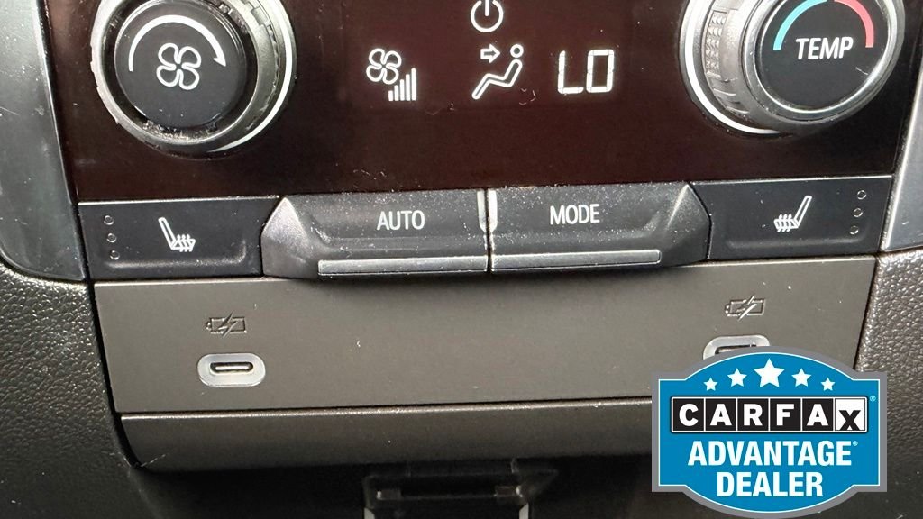 Used 2022 Black Chevrolet Z71 image 17