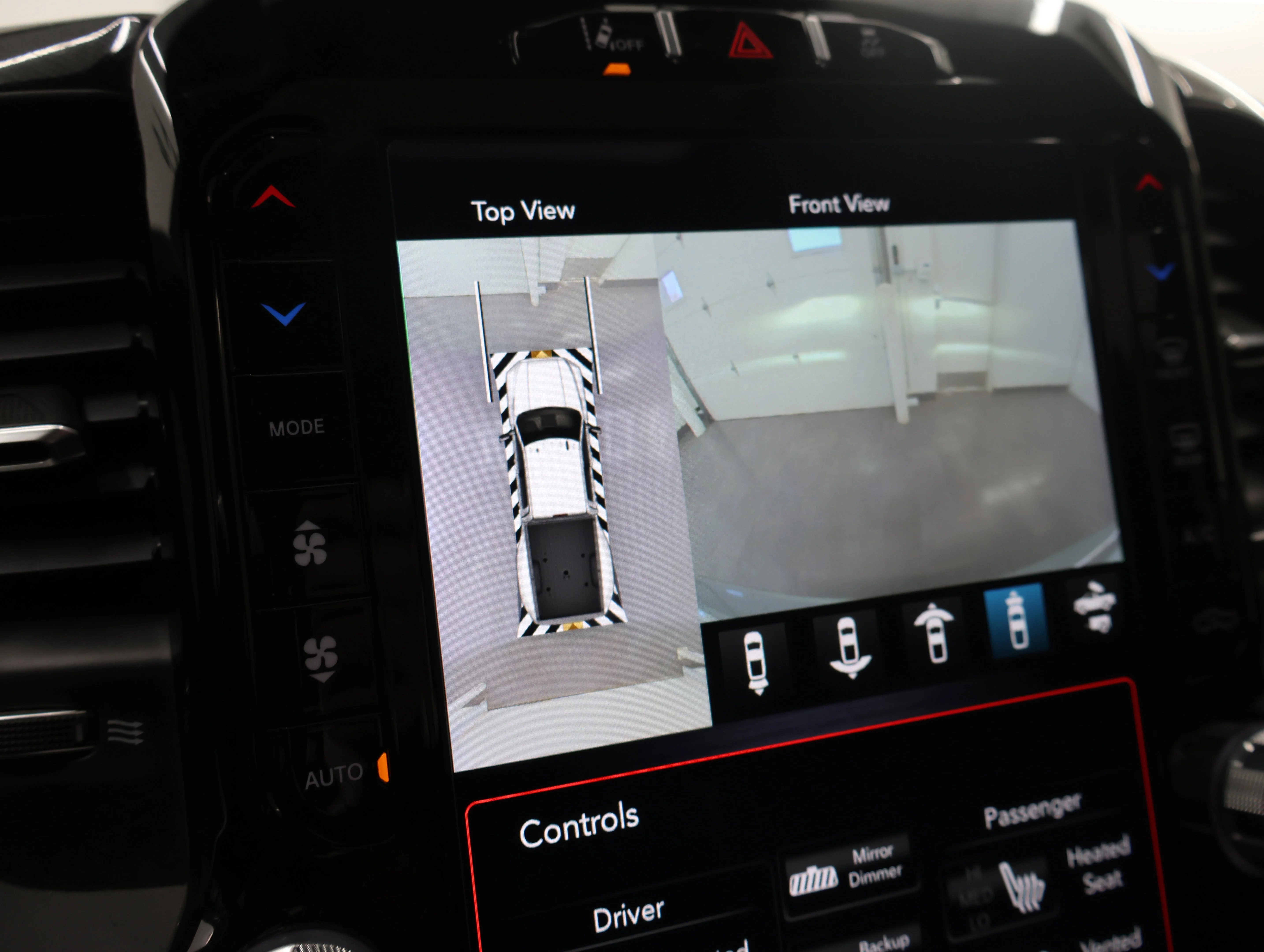 Used 2020 Billet Silver Metallic Clearcoat Ram Laramie image 19