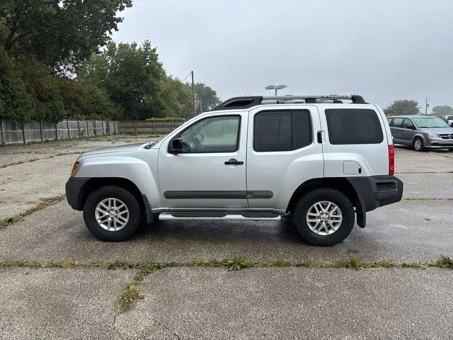 Used 2015 Silver Nissan S image 10