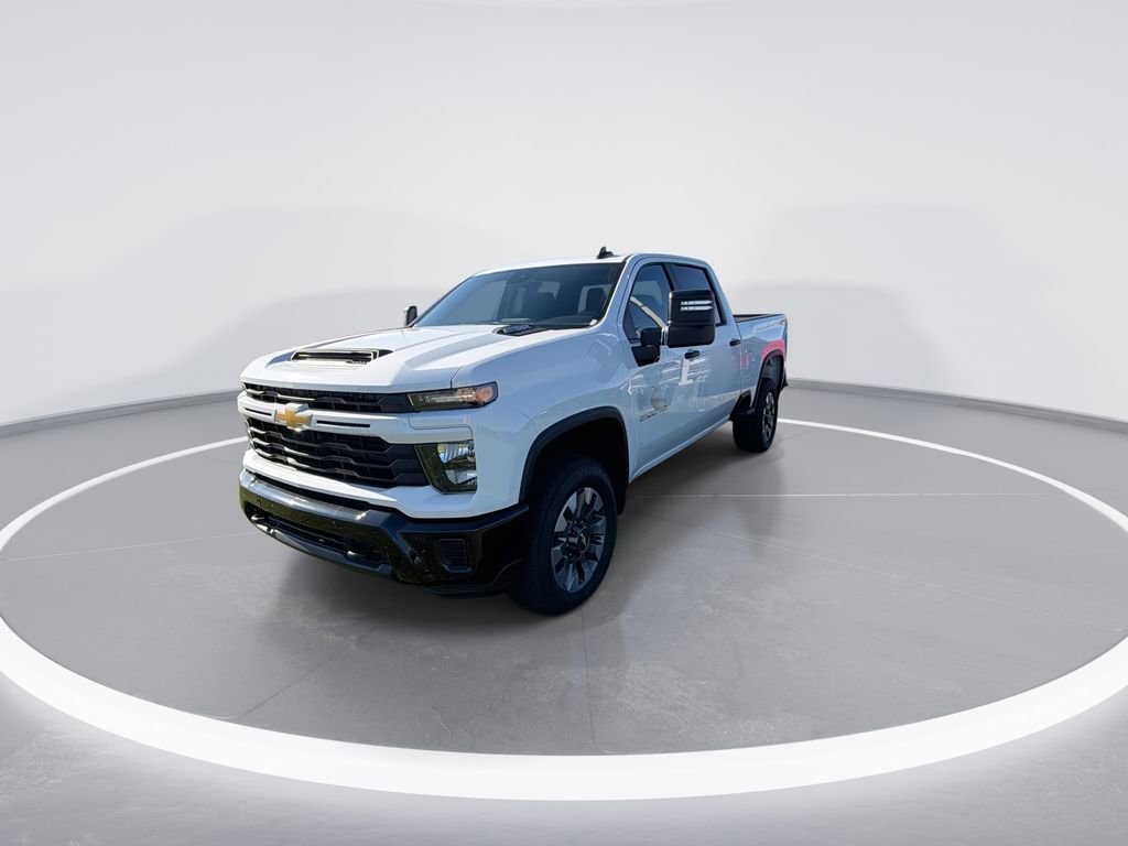 2026 Chevrolet Silverado 2500 HD Custom - Photo 4