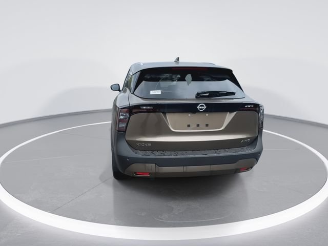 Used 2025 Brown Nissan SV image 8