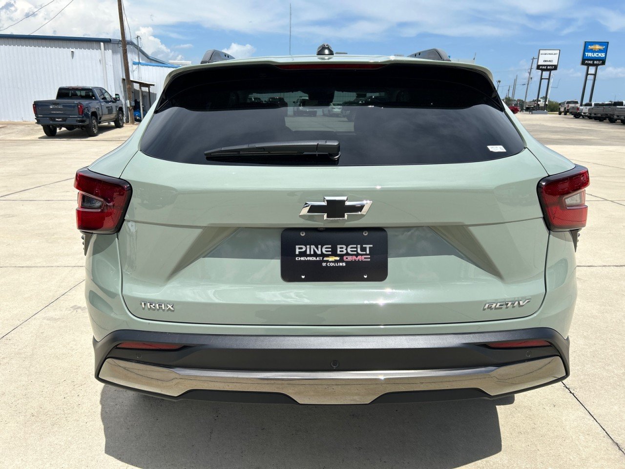 New 2026 Cacti Green Chevrolet ACTIV image 6
