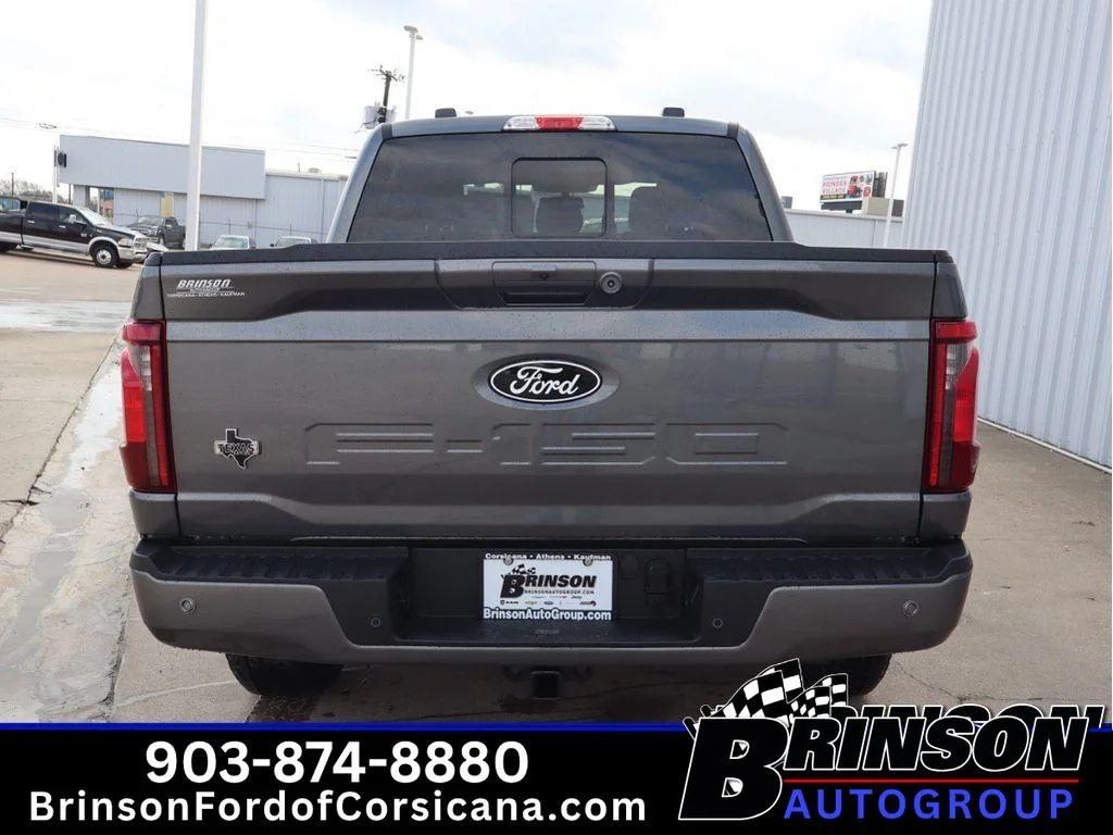 New 2026 Carbonized Gray Metallic Ford XLT image 4