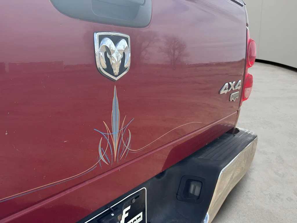 Used 2008 Maroon Dodge Laramie image 12