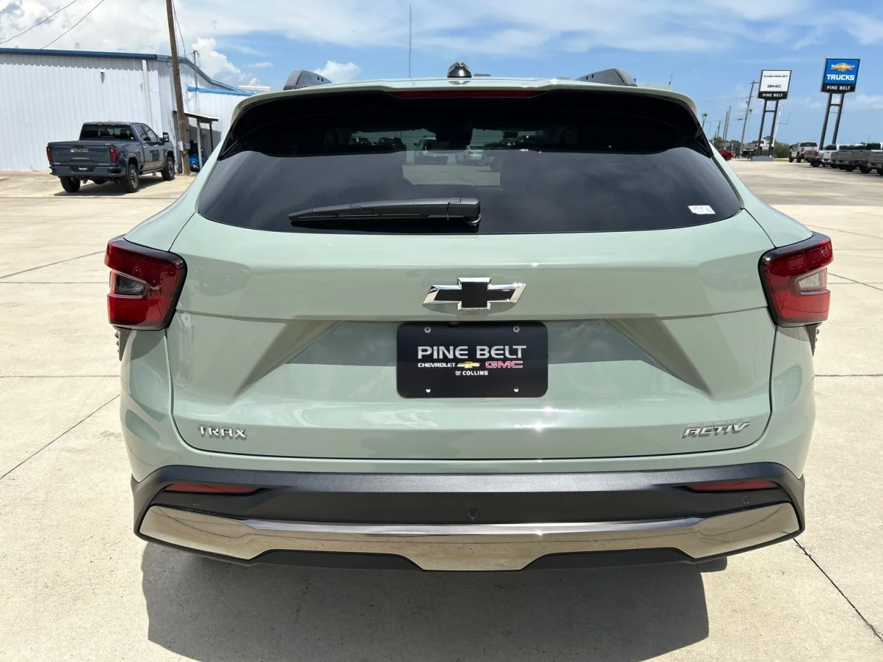 New 2026 Cacti Green Chevrolet ACTIV image 6