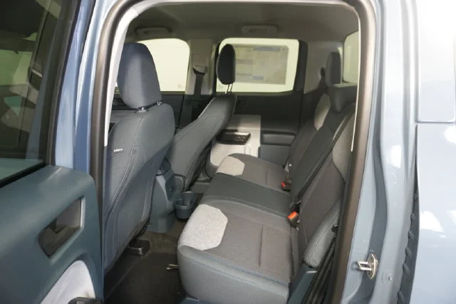 New 2026 Azure Gray Metallic Tri-Coat Ford XLT image 24