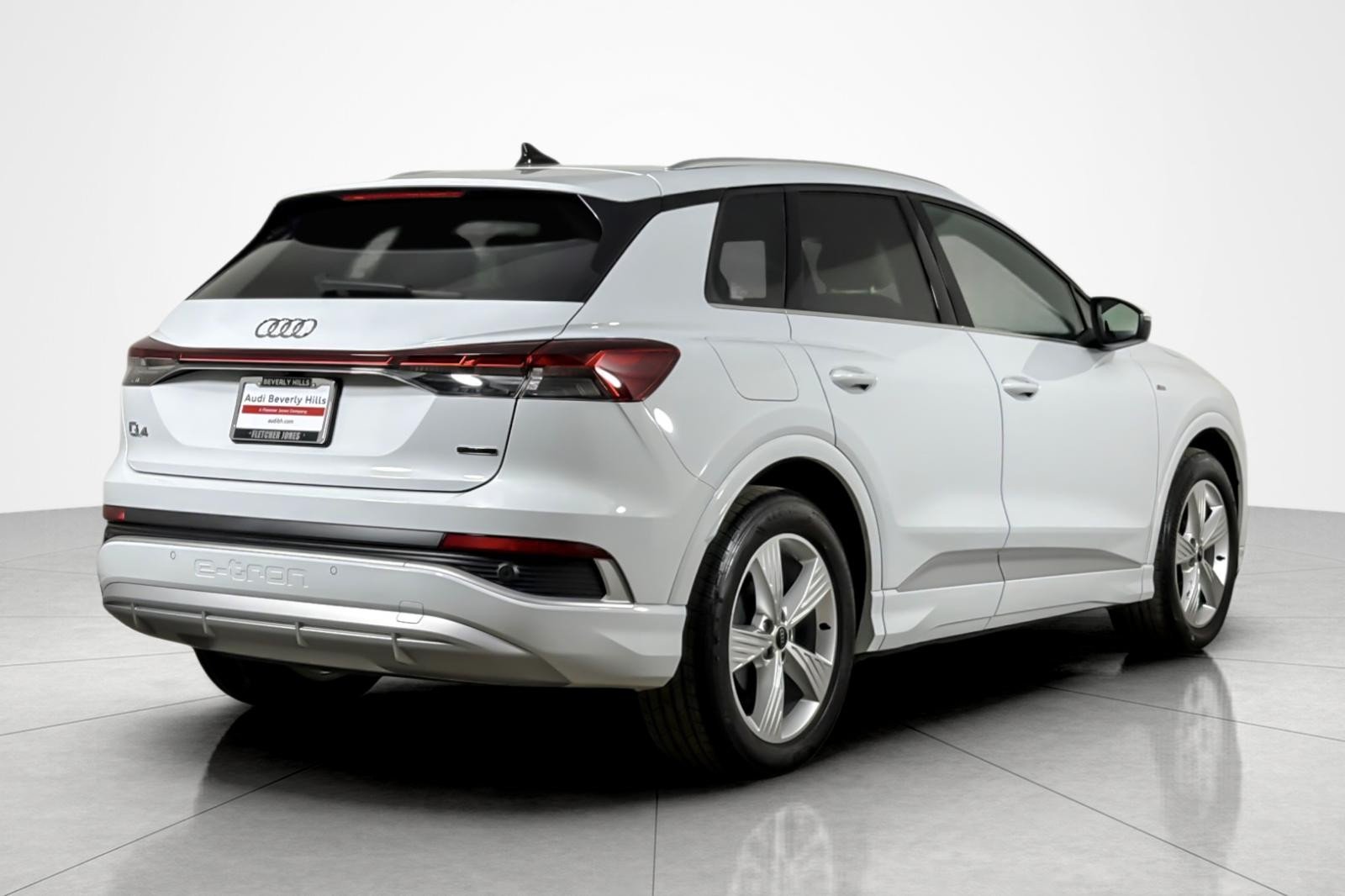Used 2026 Glacier White Metallic Audi Premium 55 quattro image 5