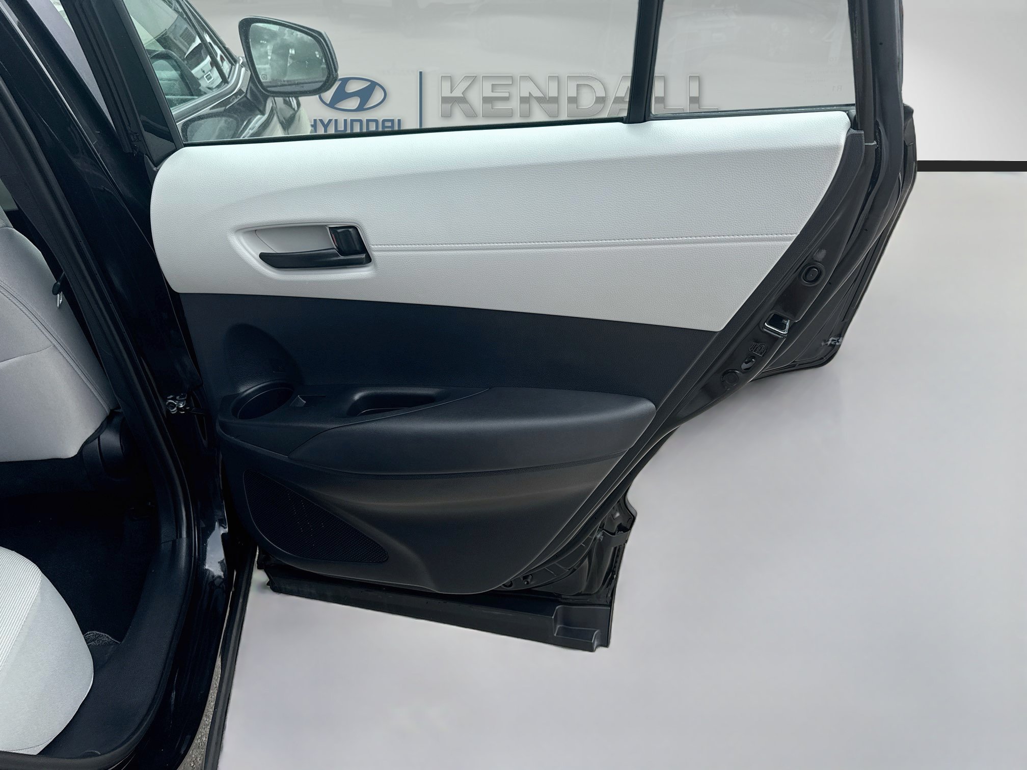 Used 2026 Jet Black Toyota L image 28