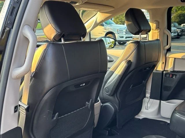 Used 2024 Black Chrysler Touring L image 26