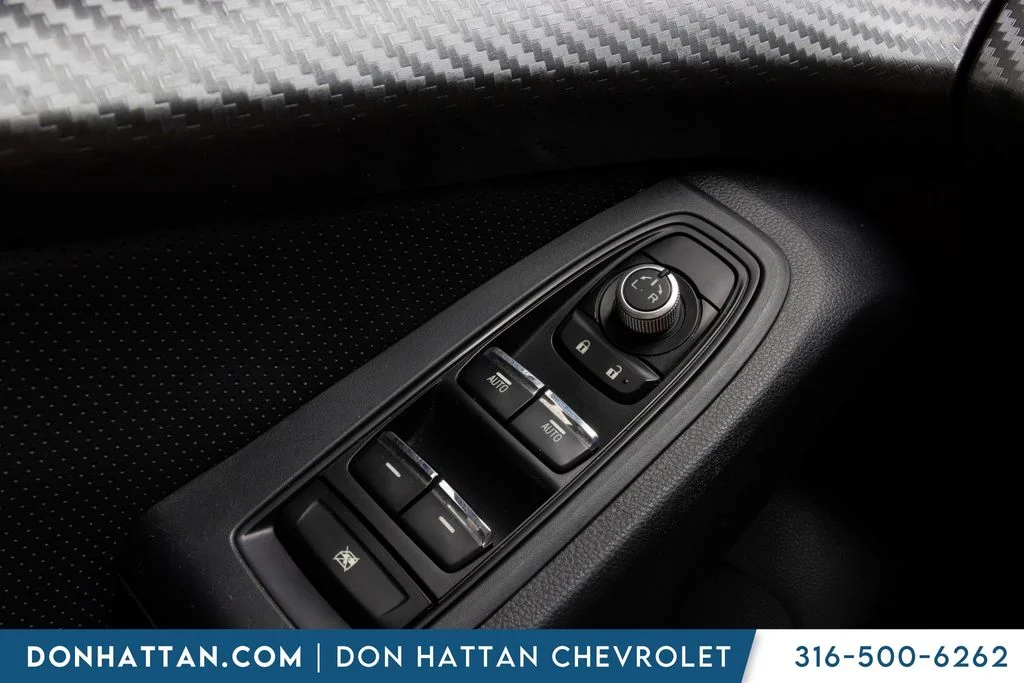 Used 2022 White Subaru Onyx Edition image 14