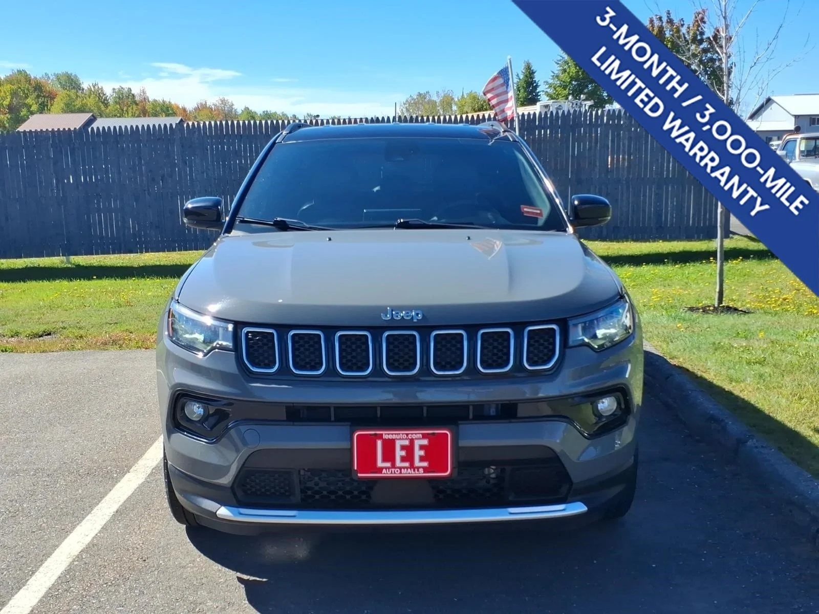 Used 2024 Gray Clearcoat Jeep Limited image 2