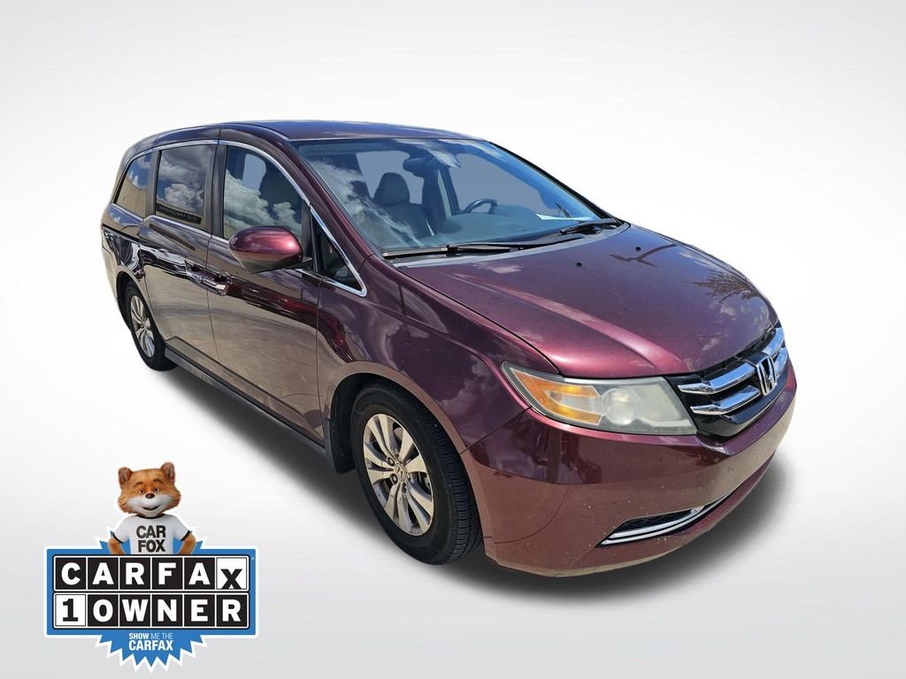 Used 2016 Red Honda SE image 1