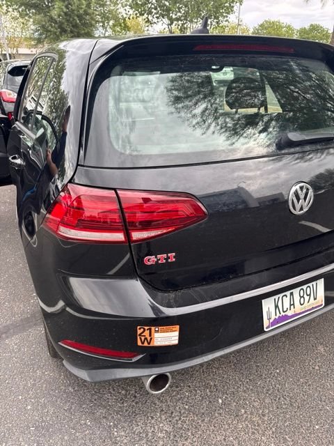 Used 2019 Deep Black Volkswagen S image 10