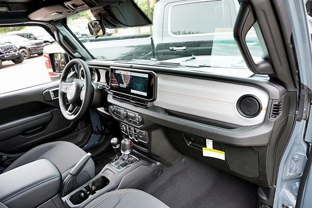 New 2026 Anvil Clear-Coat Exterior Paint Jeep Sport S image 17