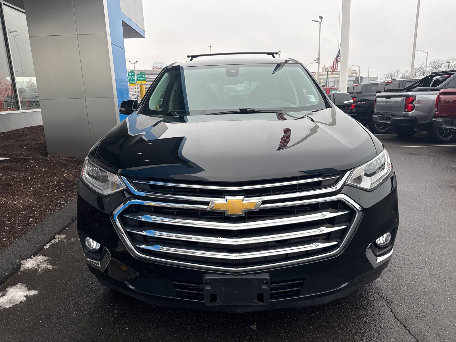 Used 2019 Mosaic Black Metallic Chevrolet High Country image 3