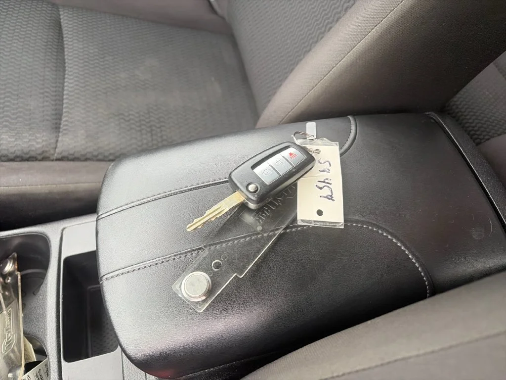 Used 2018 Black Nissan S image 9