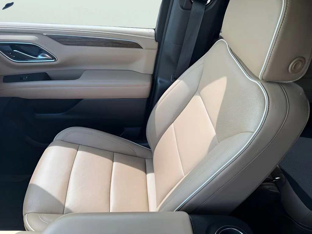 Used 2023 Iridescent Pearl Tricoat Chevrolet Premier image 34
