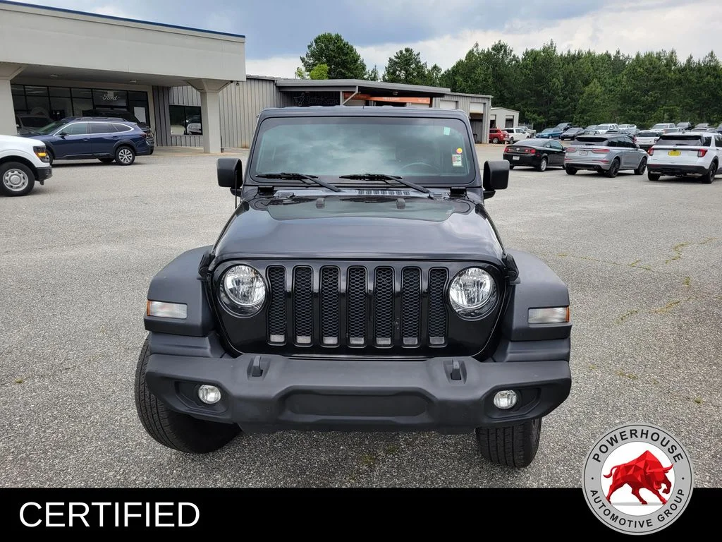 Used 2020 Black Jeep Unlimited Sport Altitude image 9