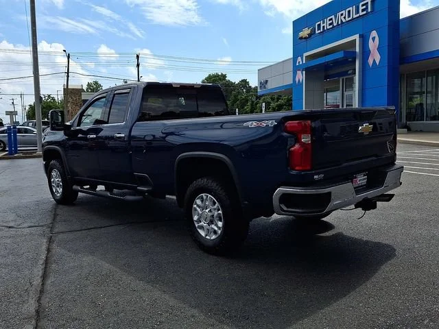 Used 2022 Northsky Blue Metallic Chevrolet LTZ image 5